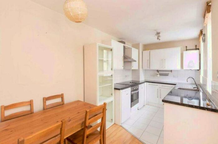 1 Bedroom Flat To Rent In Boston Place, Marylebone, London, NW1