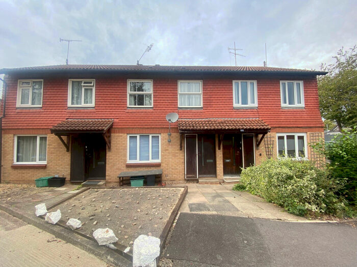 1 Bedroom Flat To Rent In Taylor Close, Orpington, BR6