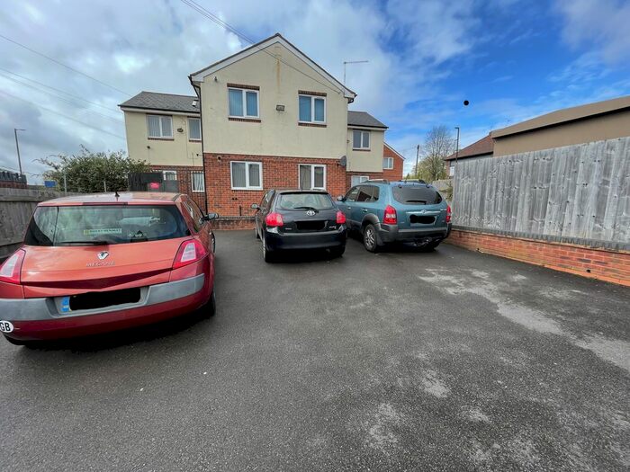 1 Bedroom Flat To Rent In Warwick Road, Olton, Birmingham, B92