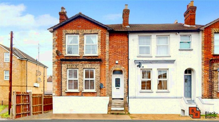 1 Bedroom Apartment To Rent In Rectory Grove, Croydon, CR0