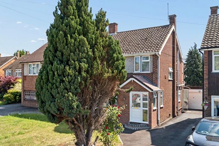 4 Bedroom Semi-Detached House For Sale In Coleridge Crescent, Colnbrook, SL3