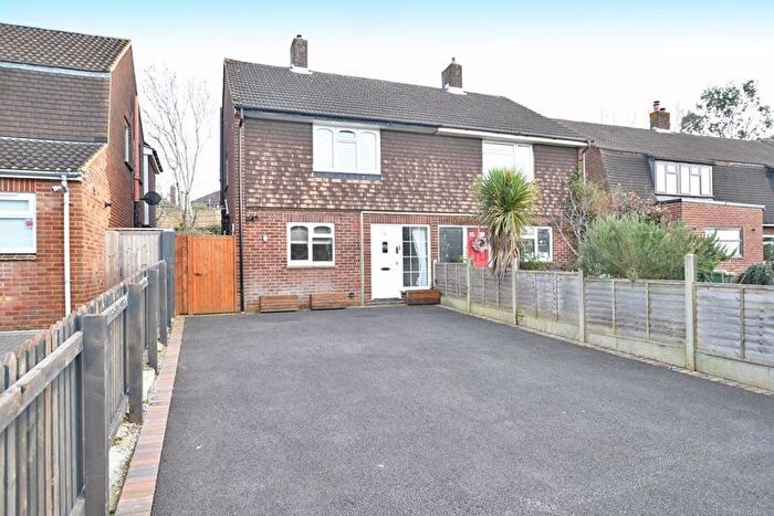 2 Bedroom Semi-Detached House To Rent In Hillary Road, Maidstone, ME14