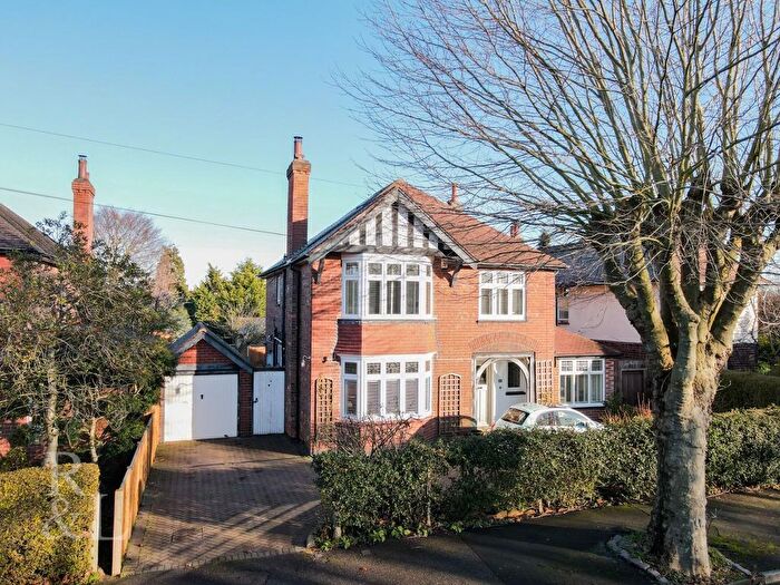4 Bedroom Detached House For Sale In Trevor Road, West Bridgford, Nottingham, NG2