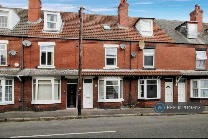 4 Bedroom Terraced House To Rent In Swan Street, Bentley, Doncaster, DN5