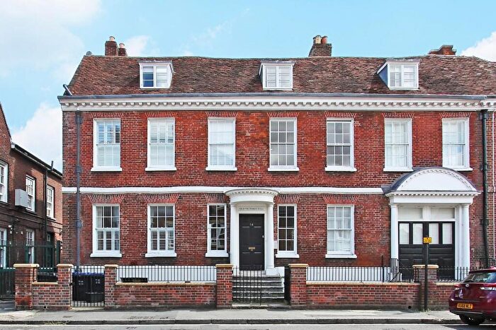 1 Bedroom Flat To Rent In Rollestone Street, Salisbury, SP1
