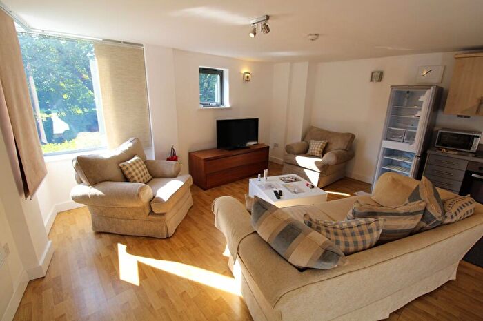 2 Bedroom Flat To Rent In Collier Street, Deansgate, Manchester, M3