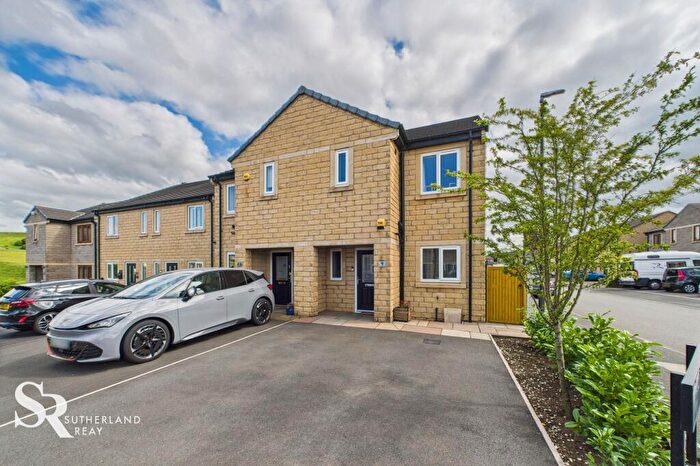 3 Bedroom Semi-Detached House For Sale In Limestone Court, Dove Holes, SK17