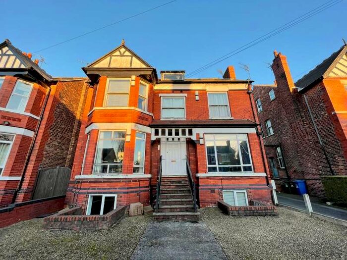 2 Bedroom Flat To Rent In Lea Road, Stockport, SK4