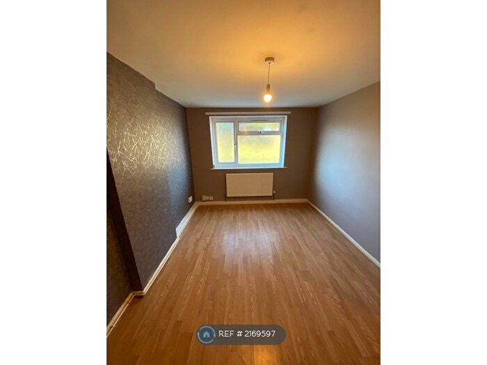 1 Bedroom Flat To Rent In Belle Vue Court, Stockton-On-Tees, TS20