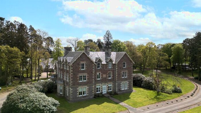 3 Bedroom Flat For Sale In Tuke Lodge, Murthly, Perth, PH1