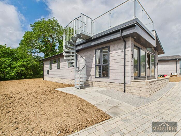 2 Bedroom Lodge For Sale In Ithon Valley Park, Ithon Valley Lodge Park, Crossgates, Llandrindod Wells, Powys, LD1