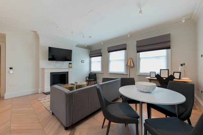 1 Bedroom Flat To Rent In King Street, London, WC2E