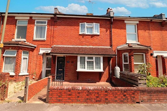 3 Bedroom Terraced House For Sale In Cranbury Road, Eastleigh, SO50