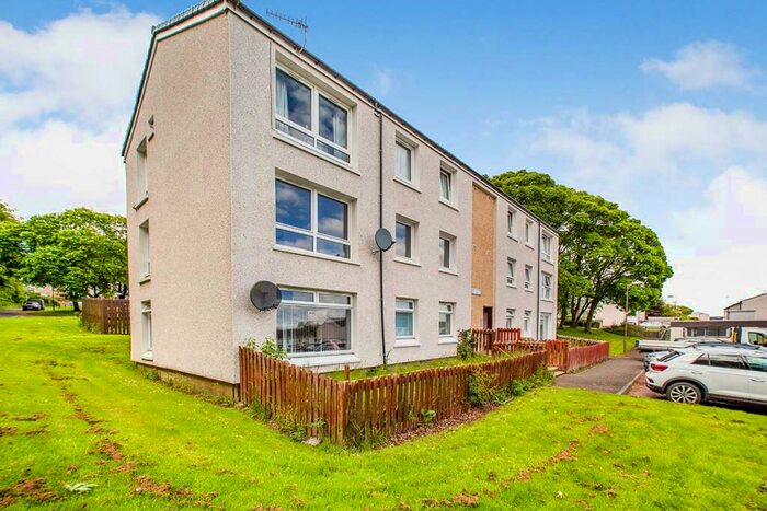 3 Bedroom Flat To Rent In Quebec Avenue, Livingston, West Lothian, EH54