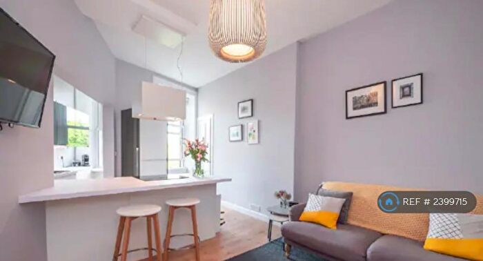 1 Bedroom Flat To Rent In Spittalfield Crescent, Edinburgh, EH8
