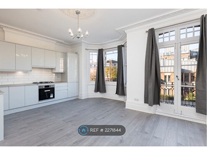 4 Bedroom Maisonette To Rent In East Hill, London, SW18
