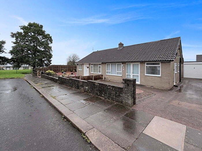 2 Bedroom Semi-Detached Bungalow For Sale In Holmrook Road, Carlisle, CA2