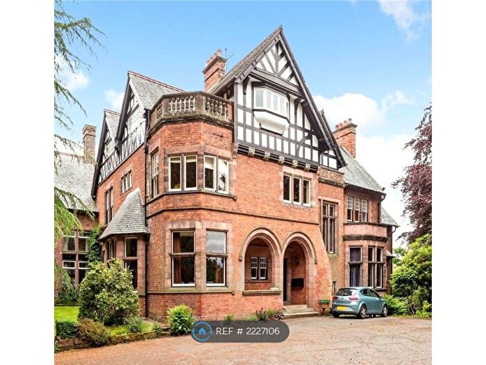 2 Bedroom Flat To Rent In Eversley House, Frodsham, WA6