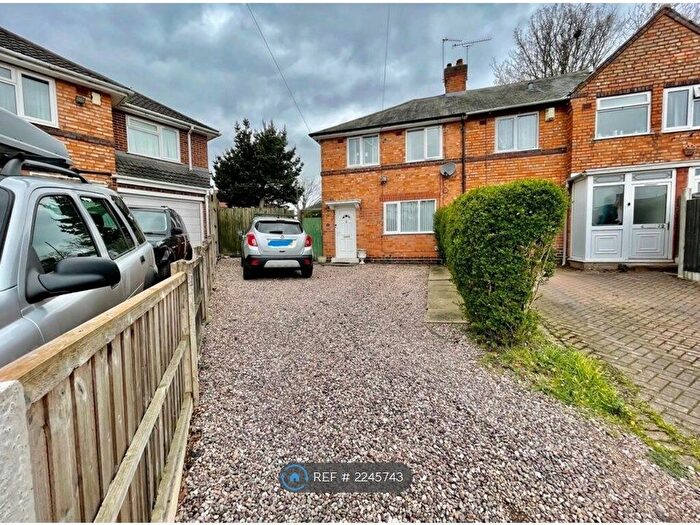 3 Bedroom End Of Terrace House To Rent In Ladbroke Grove, Birmingham, B27