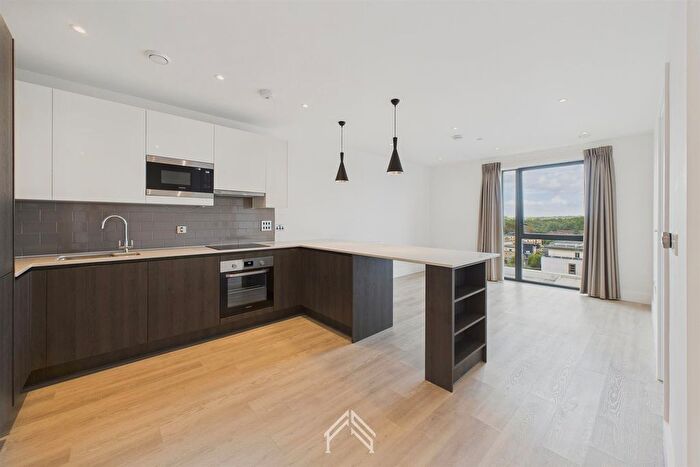 1 Bedroom Flat To Rent In Acer Point, Watford, WD18