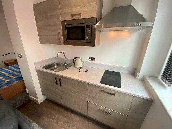 1 Bedroom Apartment To Rent In Bracken House, - Charles Street, Manchester, M1