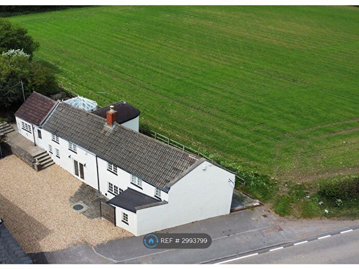 3 Bedroom Detached House To Rent In Pennsylvania, Chippenham, SN14