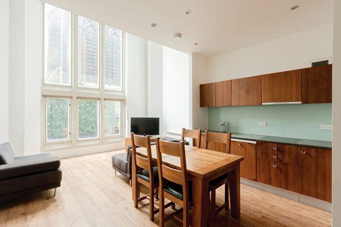 2 Bedroom Flat For Sale In Unity Street, Bristol, BS1