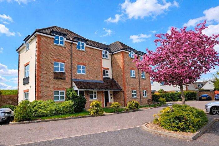 1 Bedroom Flat For Sale In Summerleas Close, Hemel Hempstead, HP2