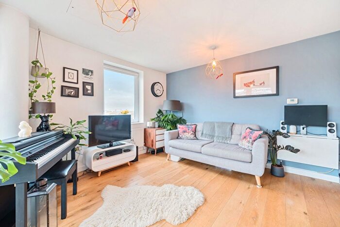 1 Bedroom Flat For Sale In Pelton Road, Greenwich, SE10
