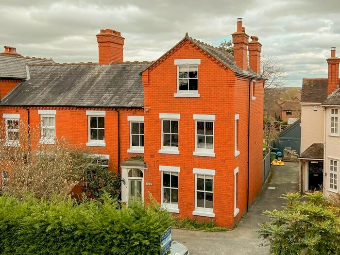 6 Bedroom Semi-Detached House For Sale In Ellesmere Road, Shrewsbury, SY1