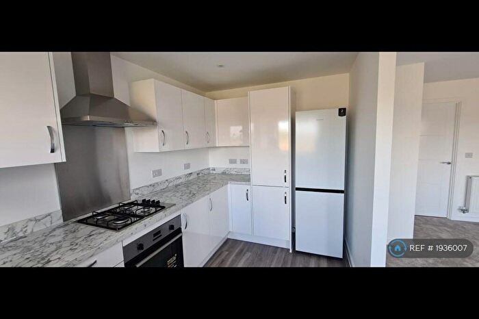 2 Bedroom Maisonette To Rent In Corriedale, Milton Keynes, MK8