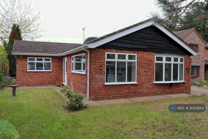 3 Bedroom Bungalow To Rent In Priory Close, St. Olaves, Great Yarmouth, NR31