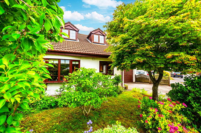 3 Bedroom Semi-Detached House For Sale In Tollgate Close, Caerphilly, CF83