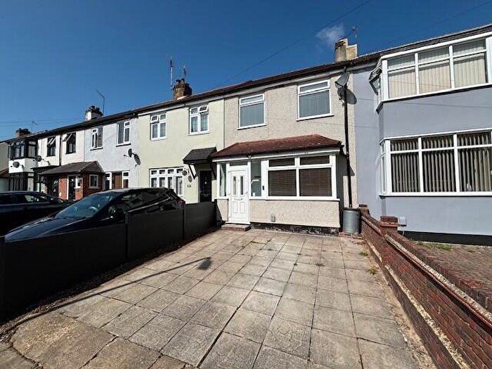 3 Bedroom Terraced House To Rent In Northumberland Avenue, Hornchurch, RM11