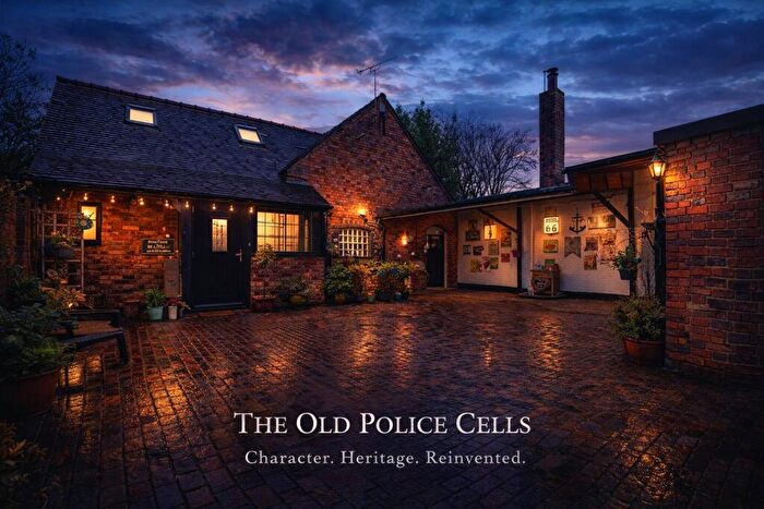 3 Bedroom Detached House For Sale In Glascote Lane, Wilnecote, Tamworth, Staffordshire, B77