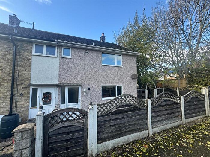 3 Bedroom End Of Terrace House To Rent In Cheedale, Buxton, SK17