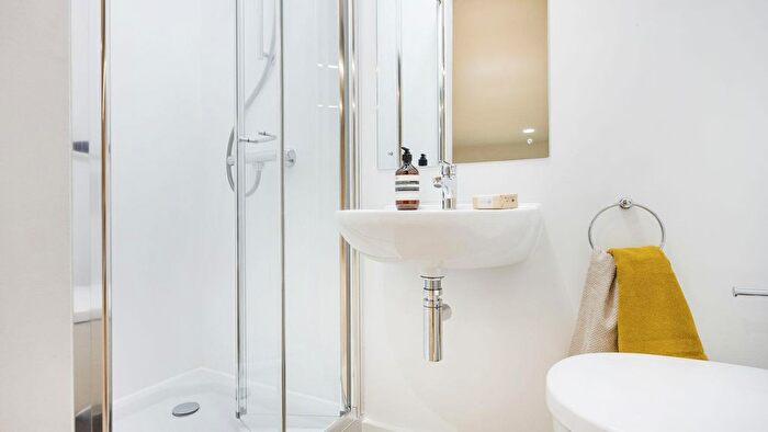 1 Bedroom Flat To Rent In Fairlawn Avenue, Bristol, BS34