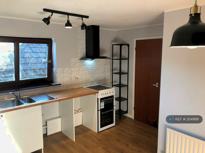 1 Bedroom Flat To Rent In High Street, Ilfracombe, EX34