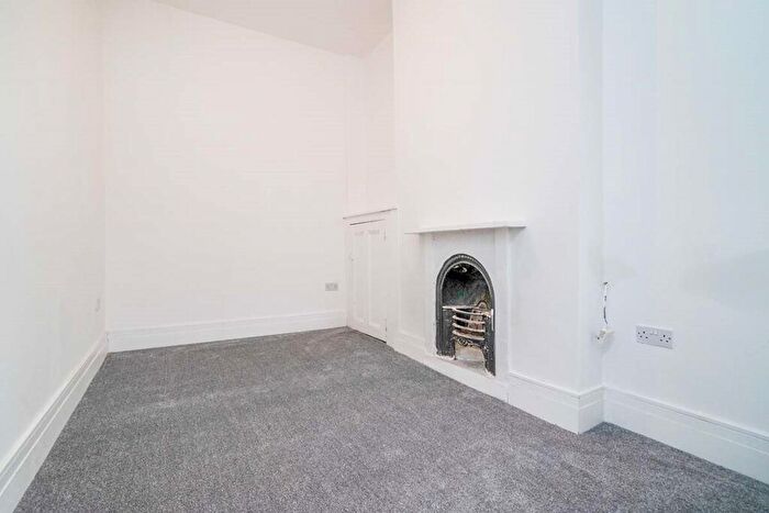 1 Bedroom Flat To Rent In Windmill Road, Croydon, CR0