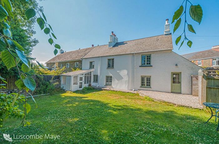 3 Bedroom Semi-Detached House For Sale In Broadhempston, Totnes, TQ9
