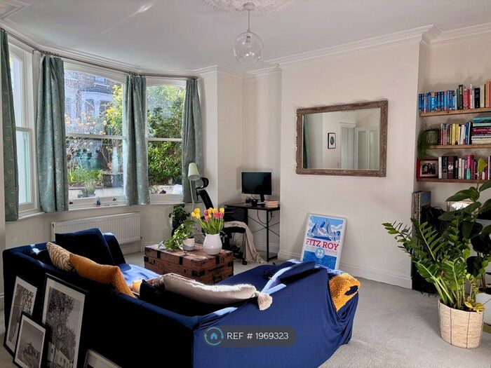 1 Bedroom Flat To Rent In Southcote Road, London, N19