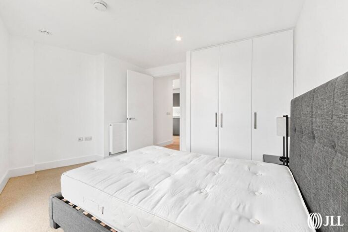 1 Bedroom Apartment To Rent In Corn House, Marshgate Lane London, E15
