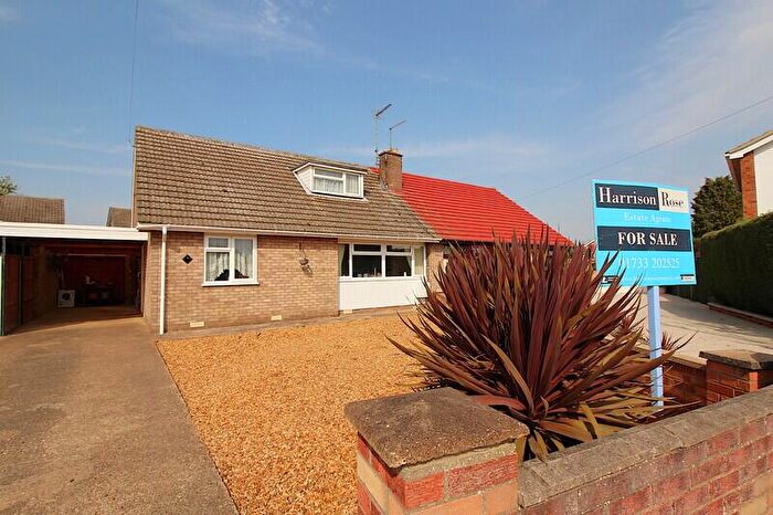 3 Bedroom Semi-Detached House For Sale In Pingle Close, Whittlesey, Cambridgeshire, PE7
