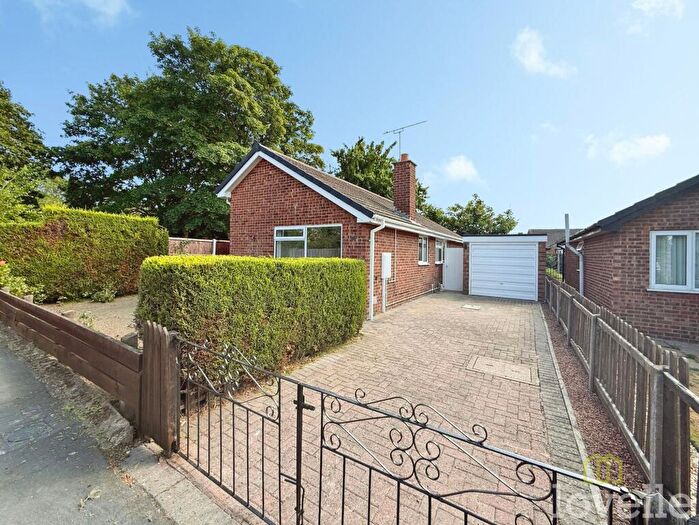 3 Bedroom Detached Bungalow To Rent In Garrick Close, Lincoln, LN5