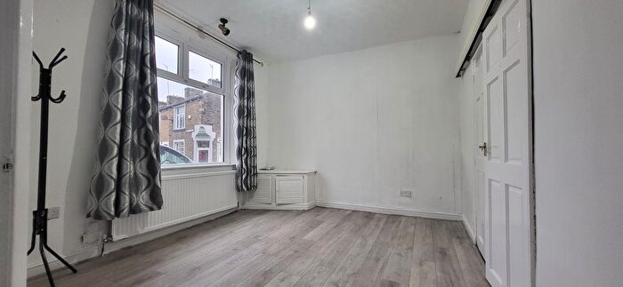 3 Bedroom Terraced House To Rent In Woodbine Road, Burnley, BB12