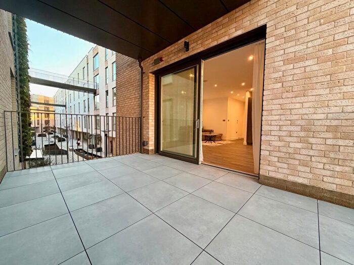 1 Bedroom Apartment To Rent In Eddington Avenue, Cambridge, CB3