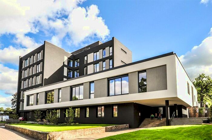 2 Bedroom Apartment To Rent In Bournville Lane, Birmingham, West Midlands, B30