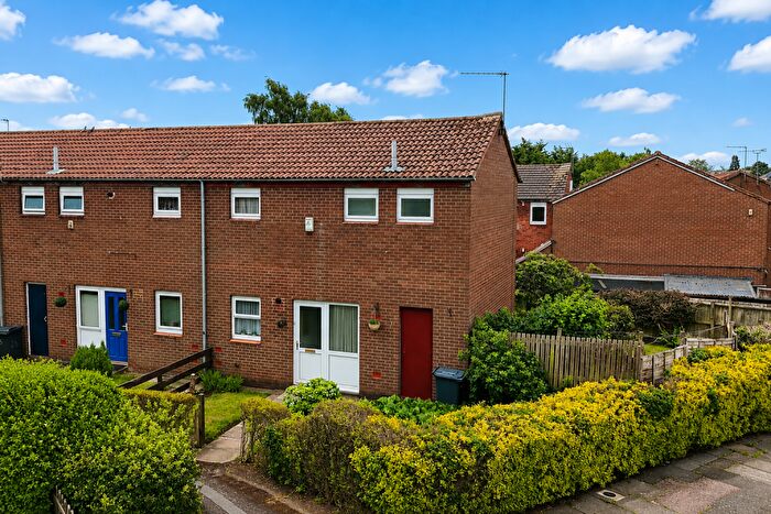 2 Bedroom End Of Terrace House For Sale In Wood End, Leicester, Leicestershire, LE3