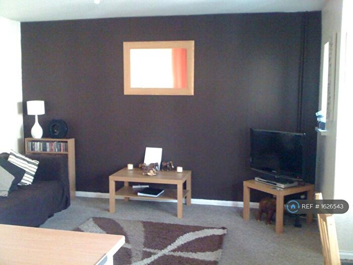 1 Bedroom Flat To Rent In Neville Street, Cardiff, CF11