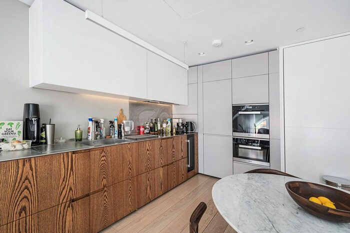 1 Bedroom Flat To Rent In Bartholomew Close, Barbican, London, EC1A